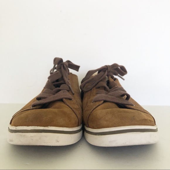 UGG Vanowen Nubuck Leather Lace Up Brown Shoes Sneakers - Picture 2 of 13